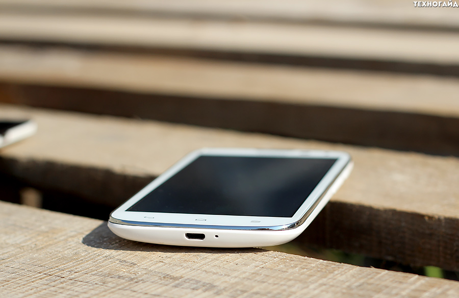 Почти близнецы: обзор смартфонов Huawei Ascend G610 и G700