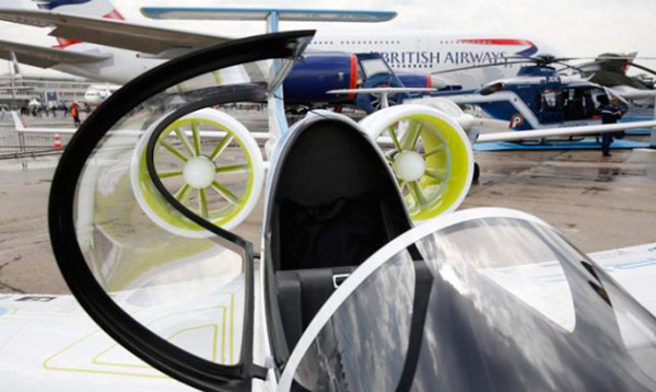 Первый в мире серийный электросамолет Airbus E-Fan