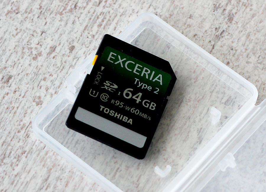 Toshiba EXCERIA Type 2 (64 Gb)