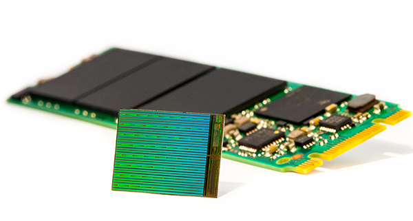 3D-NAND-Die-with-M2-SSD