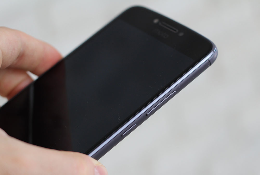 Moto E4 Plus: обзор смартфона с мощным аккумулятором и NFC
