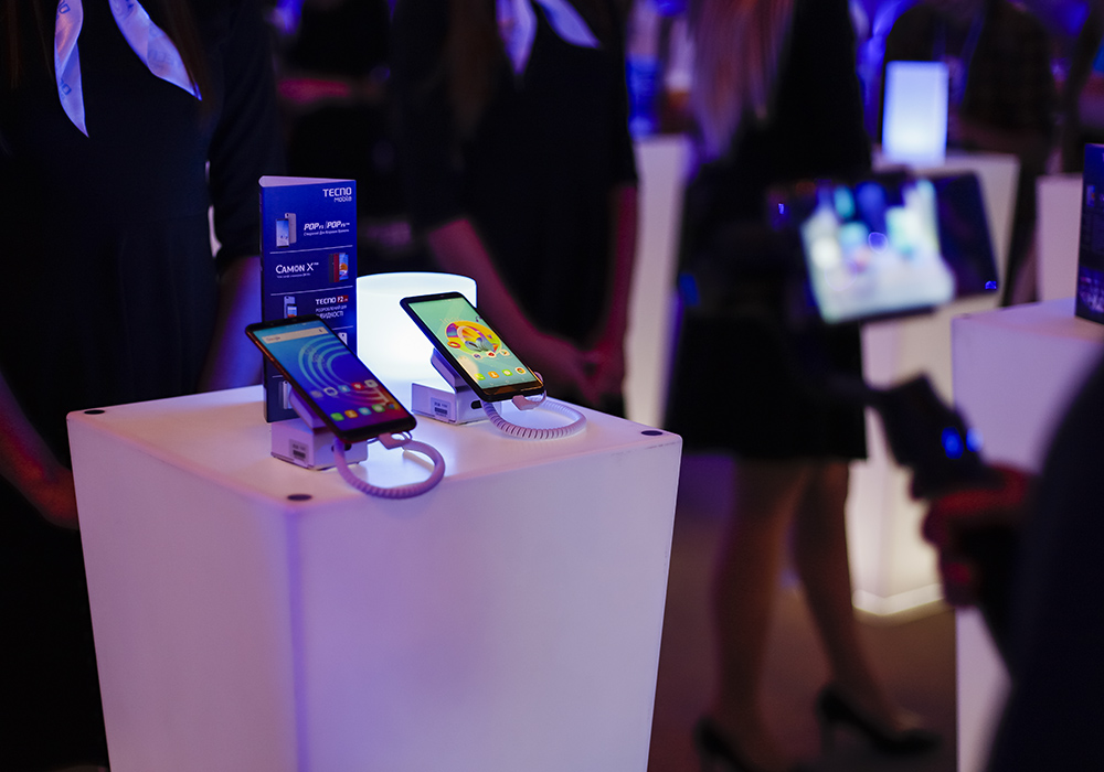 Смартфоны Tecno Mobile официально в Украине: цены и подробности