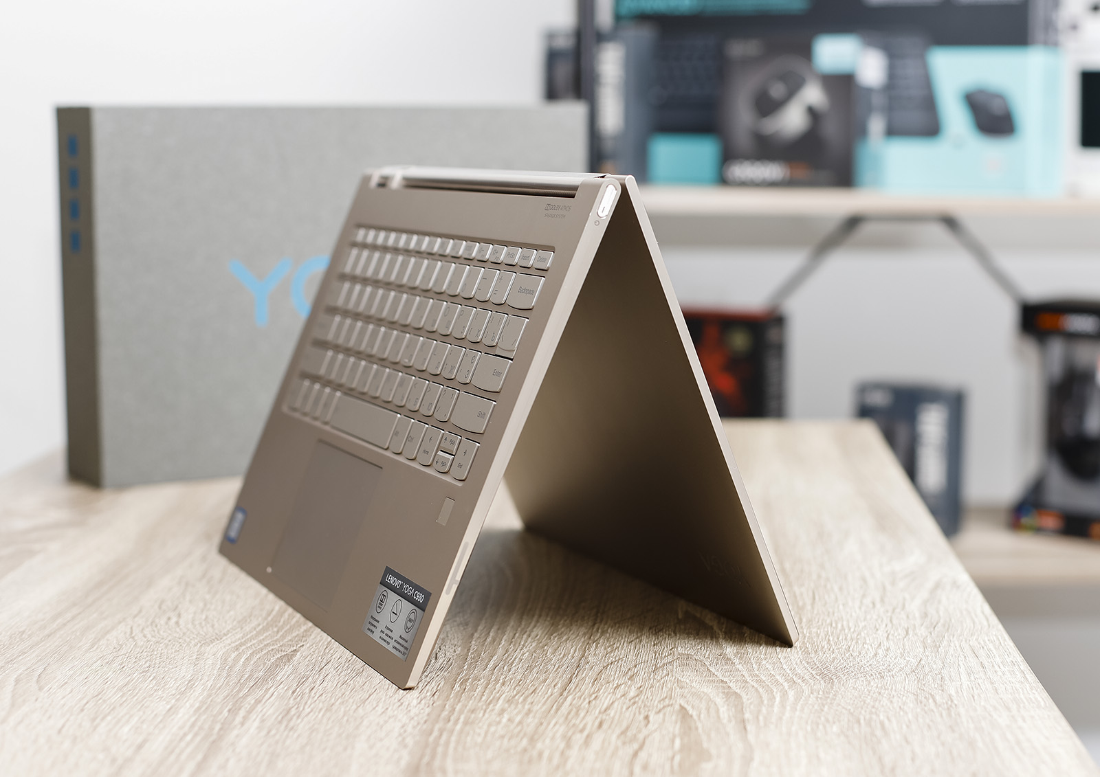 Обзор Lenovo YOGA C930: топовый ноутбук-трансформер