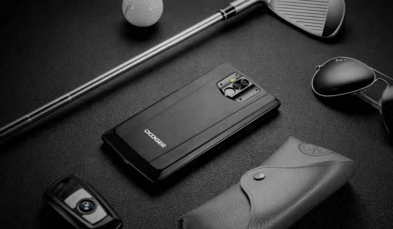 DOOGEE N100: недорогой смартфон с аккумулятором на 10 000 мАч