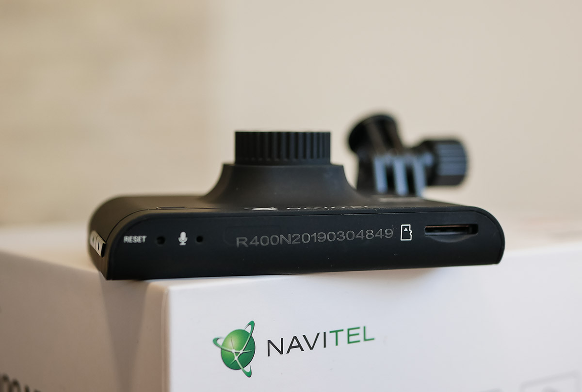Ночная птица: обзор видеорегистратора NAVITEL R400 NV