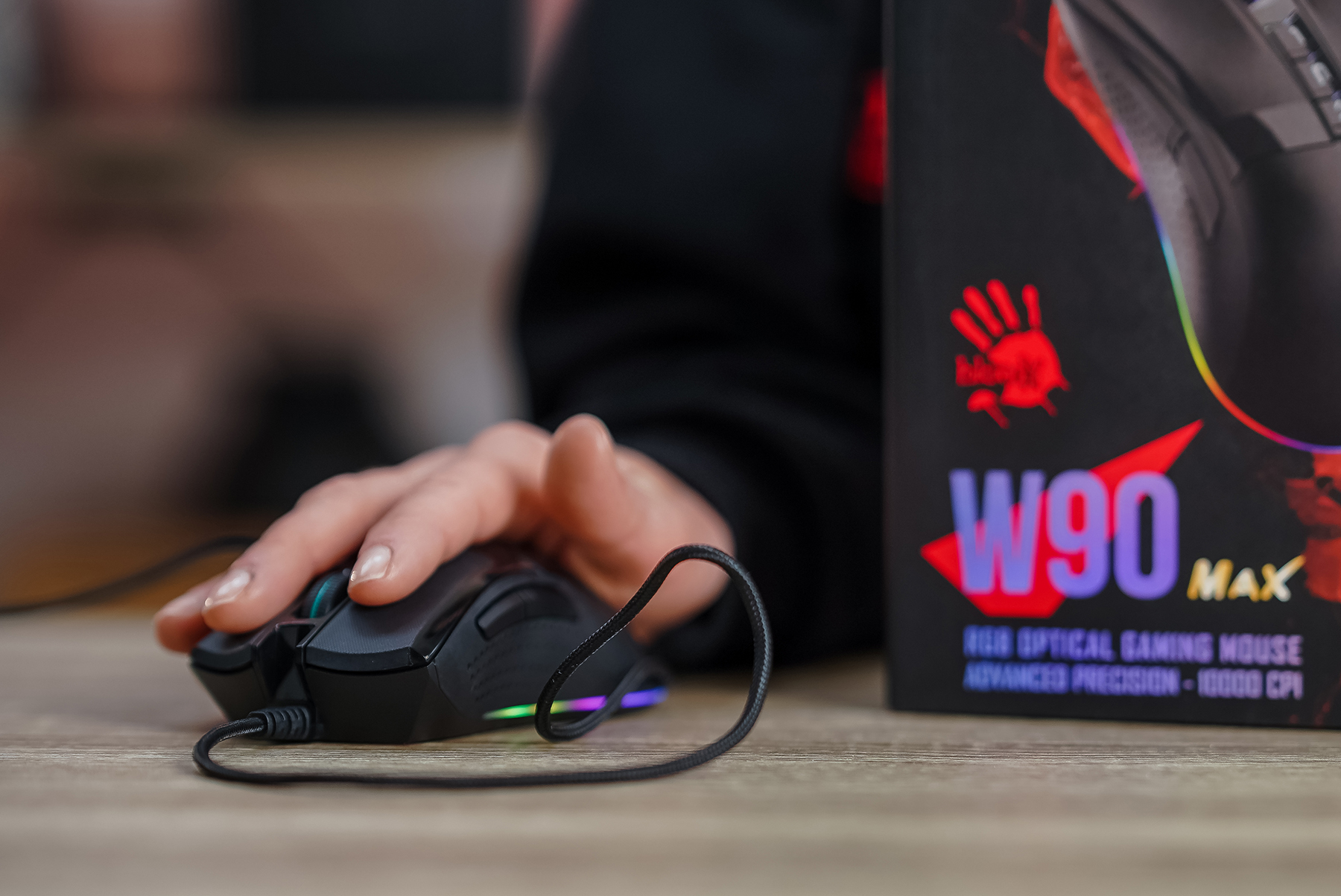 Обзор Bloody W90 Max: среднебюджетная игровая мышь под любой жанр