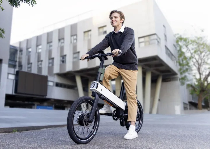 Acer ebii: електровелосипед зі штучним інтелектом для запобігання ДТП