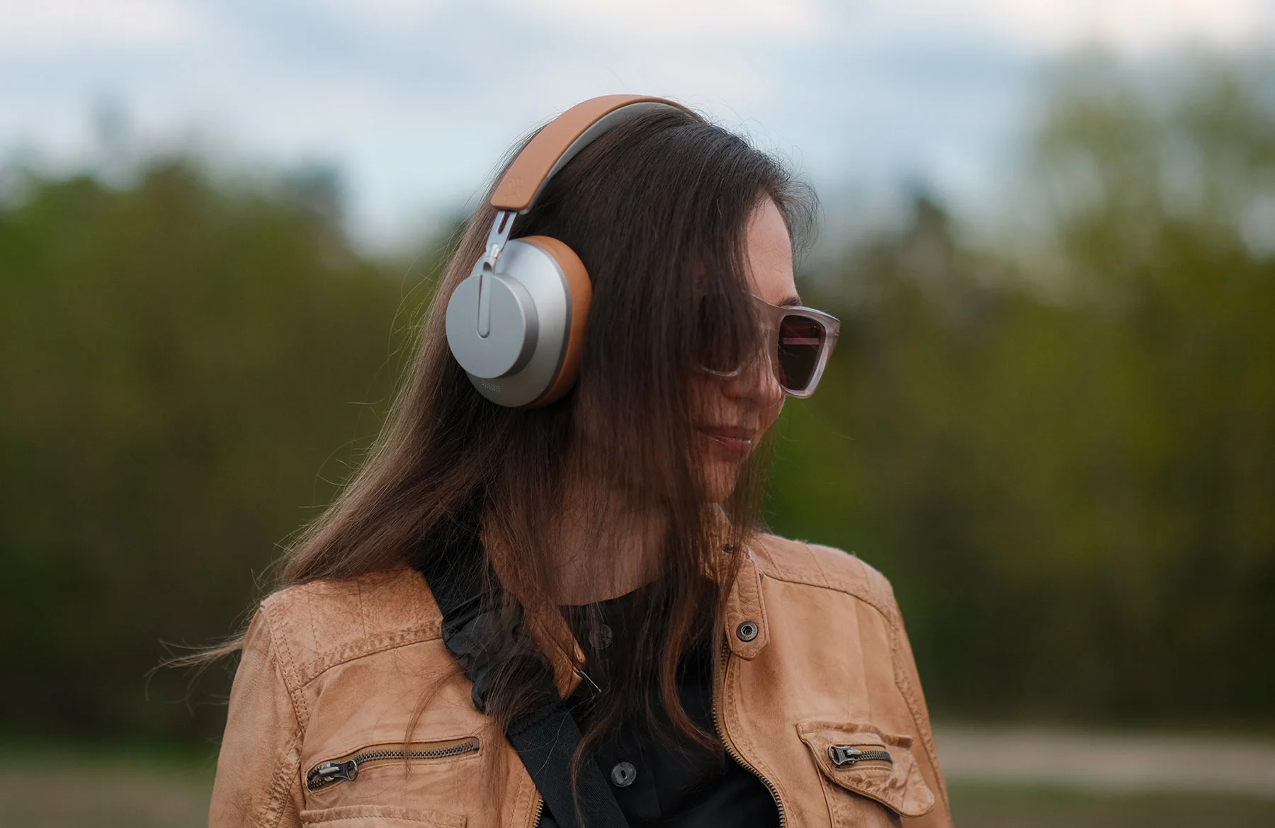 Огляд Bloody MH390: lifestyle-навушники від ігрового бренду