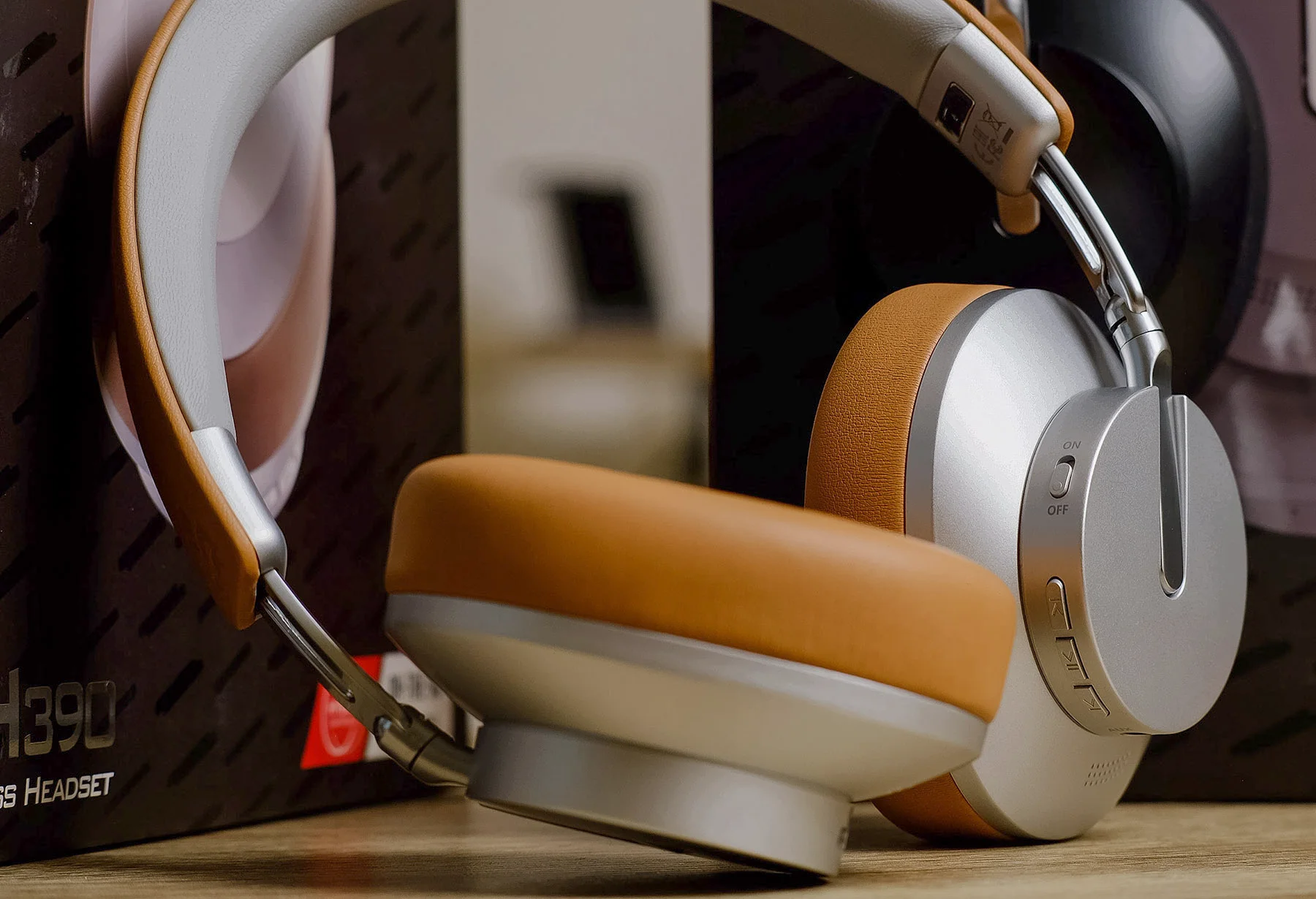 Огляд Bloody MH390: lifestyle-навушники від ігрового бренду